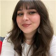 Graduada de Bachillerato de artes y estudiante de Logopedia, acostumbrada a trabajar con niños.